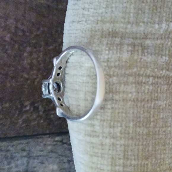 Silver Rhinestone Marcasite Ring - Picture 3 of 13